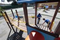 Secretaria de Infraestrutura (Seinfra) começou hoje o trabalho de vistoria nos parques dos Centros de Educação Infantil - Fotografo: Rogerio da Silva - Data: 11/01/2013