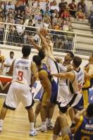 	O jogo de estréia da 4ª Edição do Novo Basquete Brasil entre Joinville x Brasília aconteceu nesta segunda (21/11) e inaugurou o novo piso do Centreventos Cau Hansen. Além dos jogos da equipe de basquete, a FELEJ pretende abrigar o futsal masculino e diversas outras modalidades no local - Fotografo: Kátia Nascimento - Data: 21/11/2011
