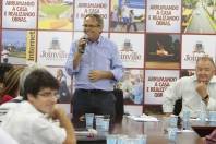 Reunião do colegiado é marcada por clima de motivação e satisfação. Em seu discurso o prefeito Carlito Merss destacou a forma democrática de governar da sua administração. - Fotografo: Mauro Artur Schlieck - Data: 10/04/2012