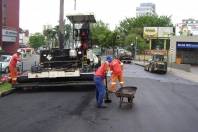O serviço de recape asfáltico na avenida Juscelino Kubitschek, sentido bairro-centro, foi finalizado no fim de semana (19 e 20/11).  No total, foram pavimentados 700 metros de extensão. - Fotografo: Vilson Rebelo  - Data: 21/11/2011