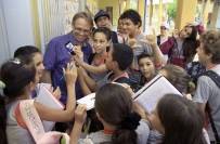 Prefeito Carlito Merss visitou, na manhã desta quinta-feira (22/3), a Escola Municipal Pauline Parucker. - Fotografo: Kátia Nascimento - Data: 22/03/2012
