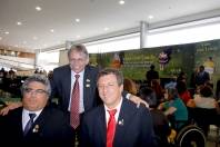O prefeito Carlito Merss, o presidente do Comde, Sérgio Celestino da Silva e o presidente do PT, Irio Corrêa, no lançamento do Plano Nacional dos Direitos das Pessoas com Deficiência   - Fotografo: Pierre Porto/SECOM - Data: 17/11/2011