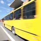 ônibus em movimento