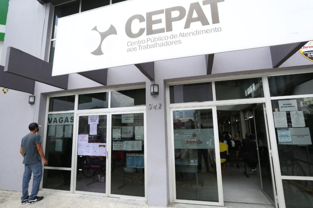 Cepat divulga lista com novas vagas de emprego