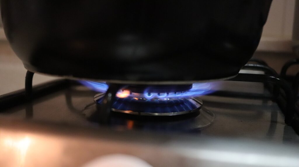 Procon de Joinville divulga pesquisas de preços de combustíveis e gás de cozinha de julho