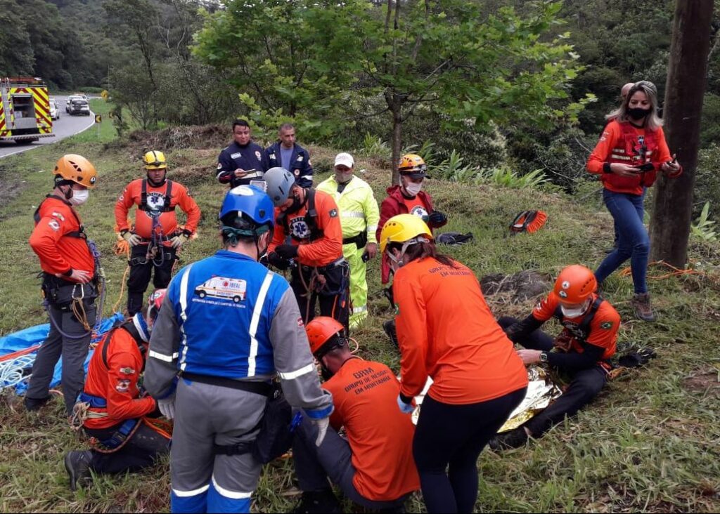 Prefeitura de Joinville participa de exercício de acidente simulado na Serra Dona Francisca