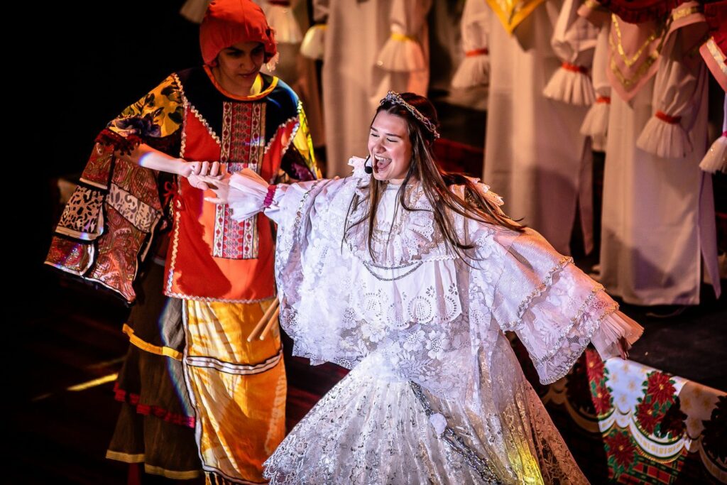 Espetáculo de Natal na sacada da Harmonia Lyra será encenado entre hoje e quinta-feira