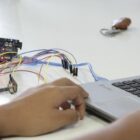 professor atualiza computador