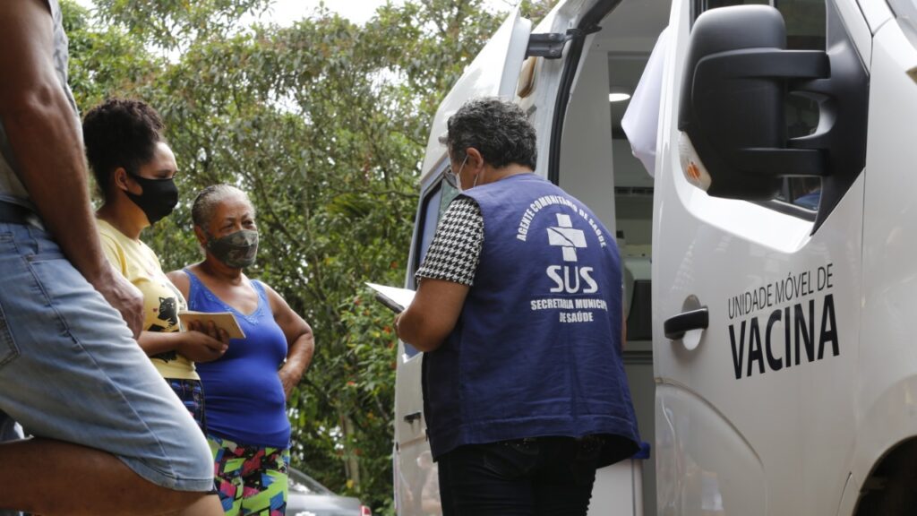 Prefeitura de Joinville oferece imunização contra a Covid-19 com unidade móvel