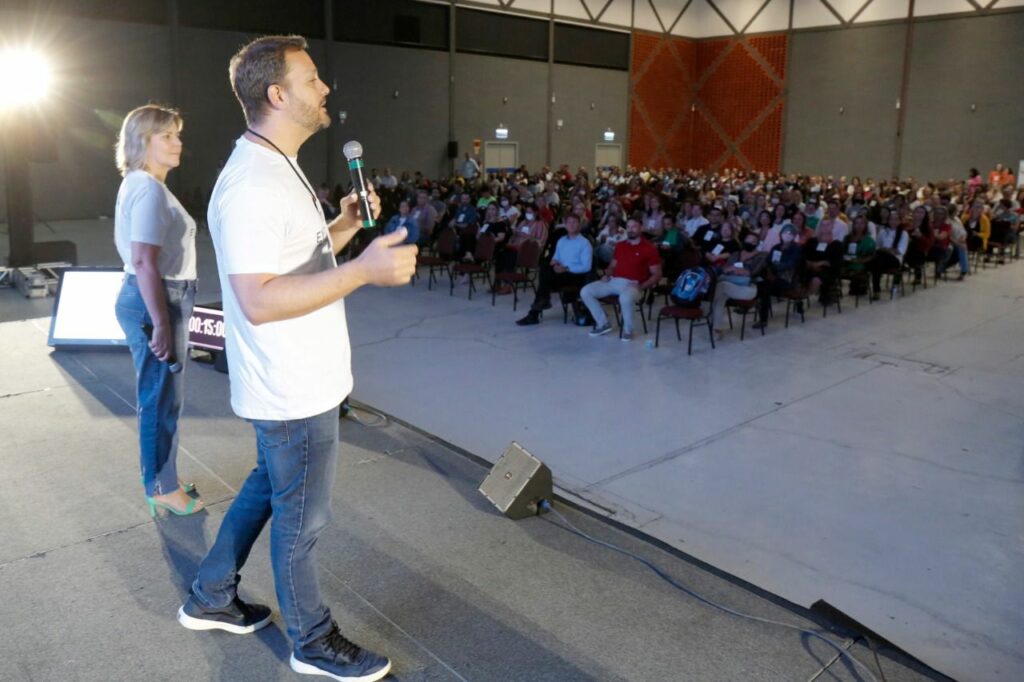 Prefeitura de Joinville reúne lideranças para congresso de desenvolvimento profissional