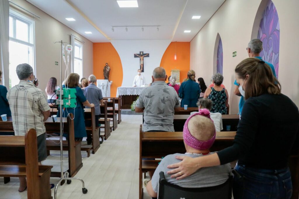 Capela centenária do Hospital São José volta a receber celebrações religiosas