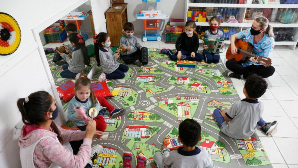 Professora de Educação Infantil de Joinville vence segunda edição do Prêmio Mulher