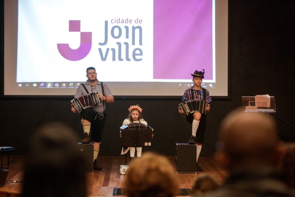 Secult promove ação com operadores de turismo para promover Joinville como destino turístico