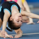 aluna de ginástica da iniciação esportiva