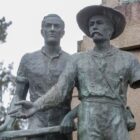 Monumento ao Imigrante com o braço danificado