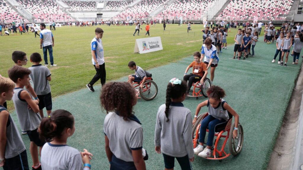 Jeville terá jogos e brincadeiras para crianças neste sábado