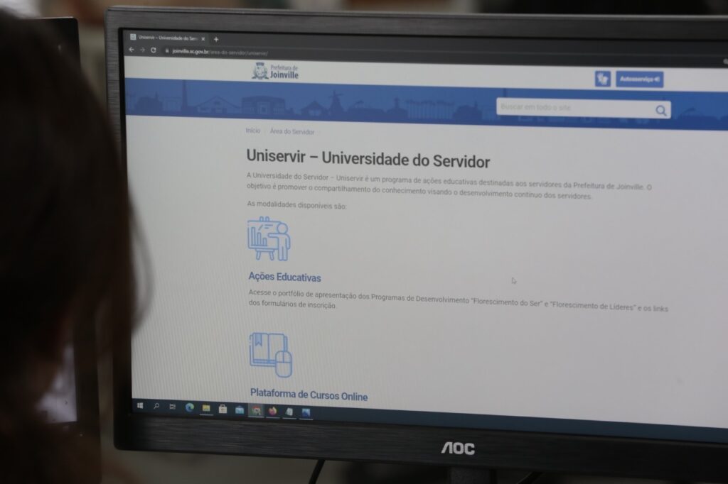 Prefeitura de Joinville lança Universidade do Servidor