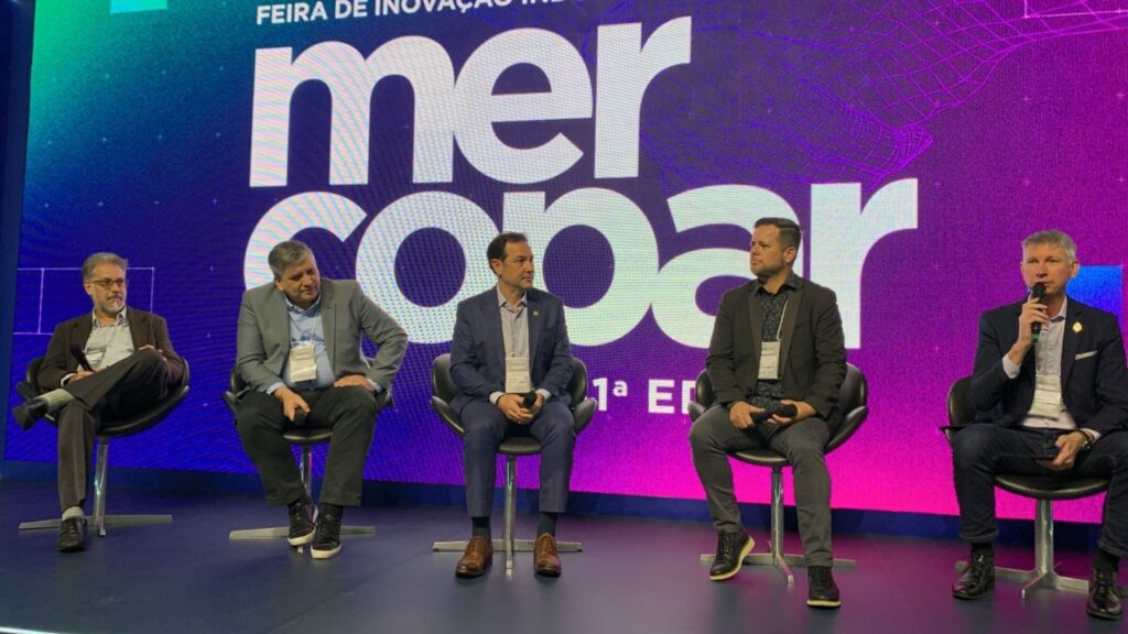 Prefeitura de Joinville participa da elaboração do plano de trabalho para 2023 com foco na inovação e desenvolvimento