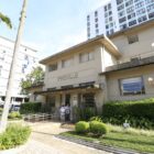 Fachada da sede do Ipreville, na praça Nereu Ramos