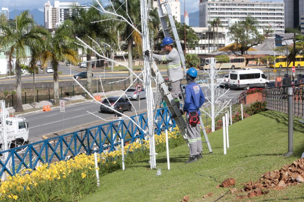 Mais de 1 milhão de pontos de luz vão compor decoração do Natal de Joinville