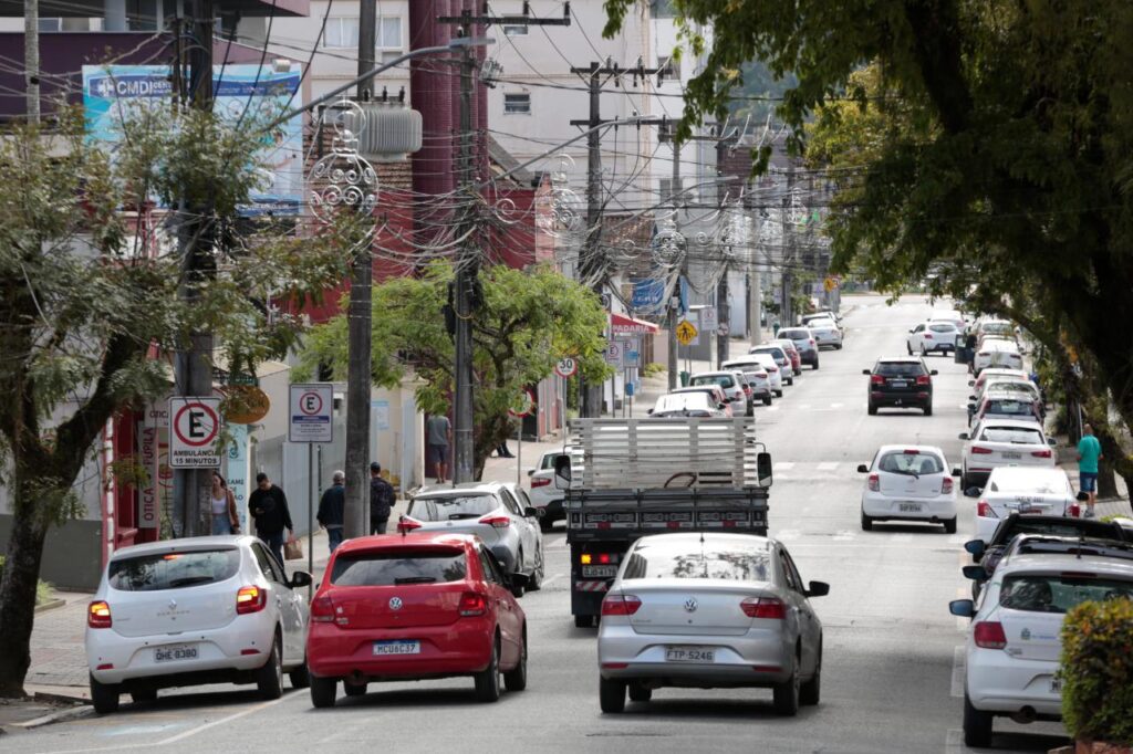Centro de Joinville terá 40 vagas de estacionamento de curta duração e de embarque e desembarque