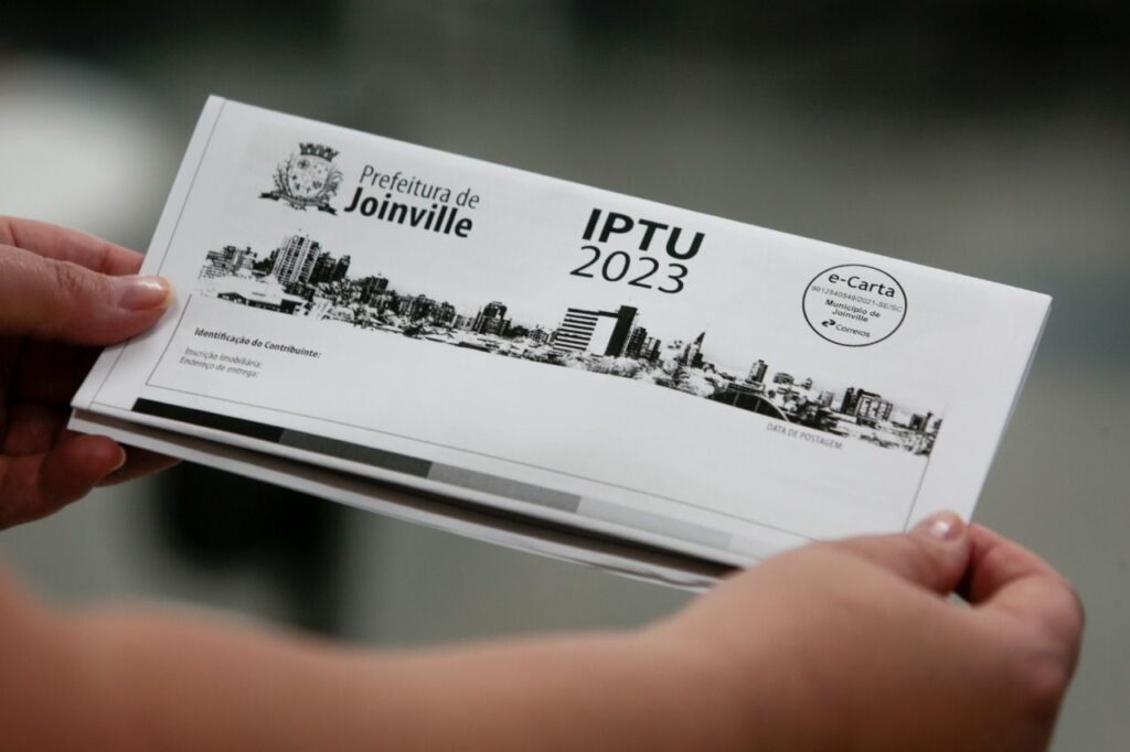 Prefeitura começa a distribuir os carnês do IPTU 2023 em dezembro