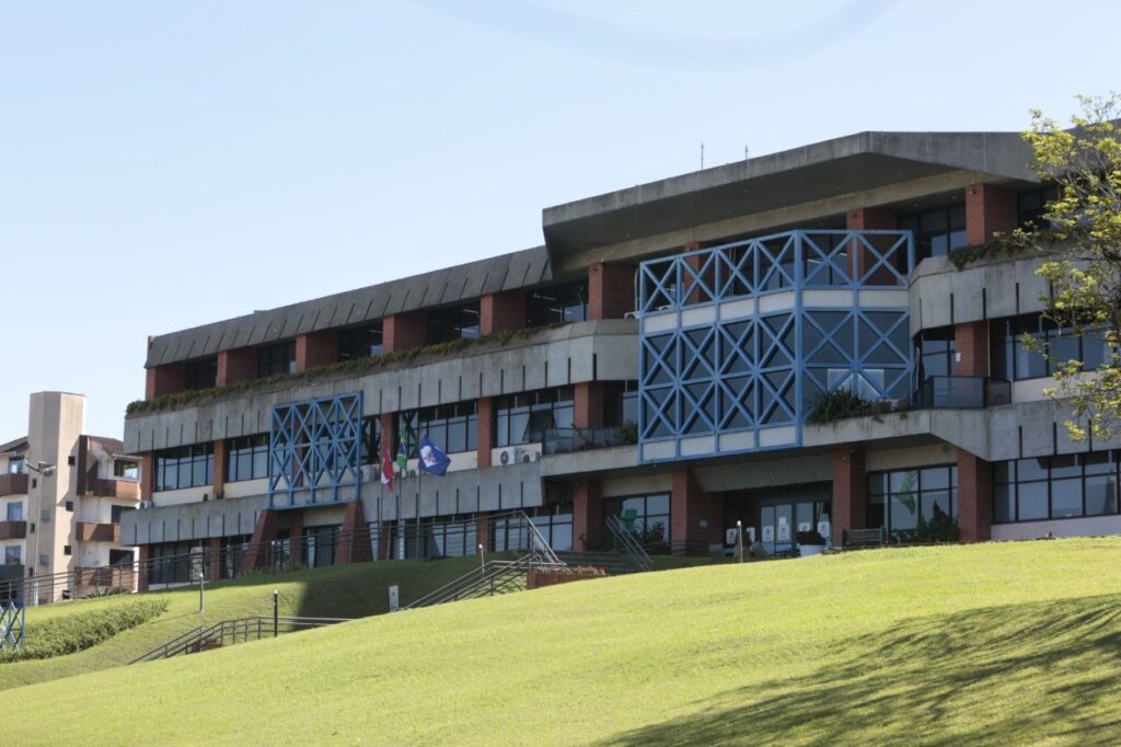 Prefeitura de Joinville informa horário de atendimento no feriado de Proclamação da República