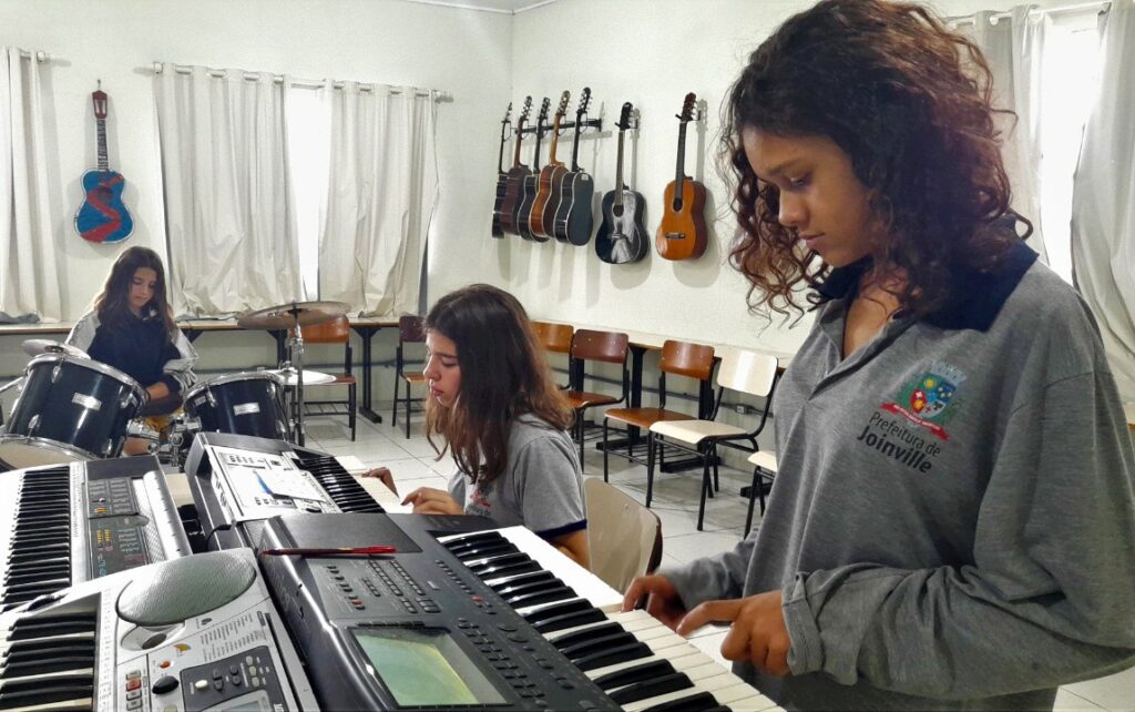 Programa Trilhas da Educação encerra primeiro ano com 576 alunos atendidos em período integral