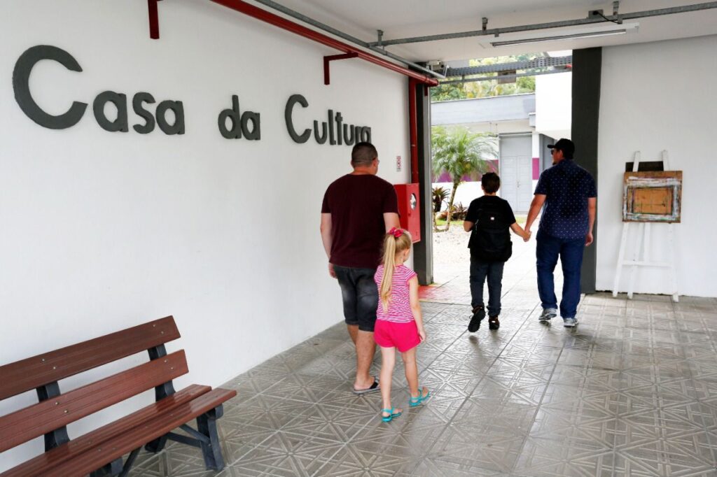 Casa da Cultura de Joinville divulga listas de alunos selecionados para os cursos
