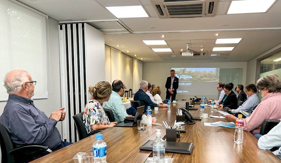 Potencial econômico de Joinville é divulgado no maior evento nacional de logística e comércio exterior