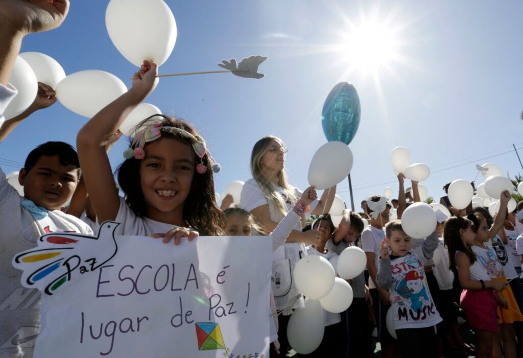 Rede Municipal de Joinville tem dia de atividades especiais com alunos de Escolas e CEIs