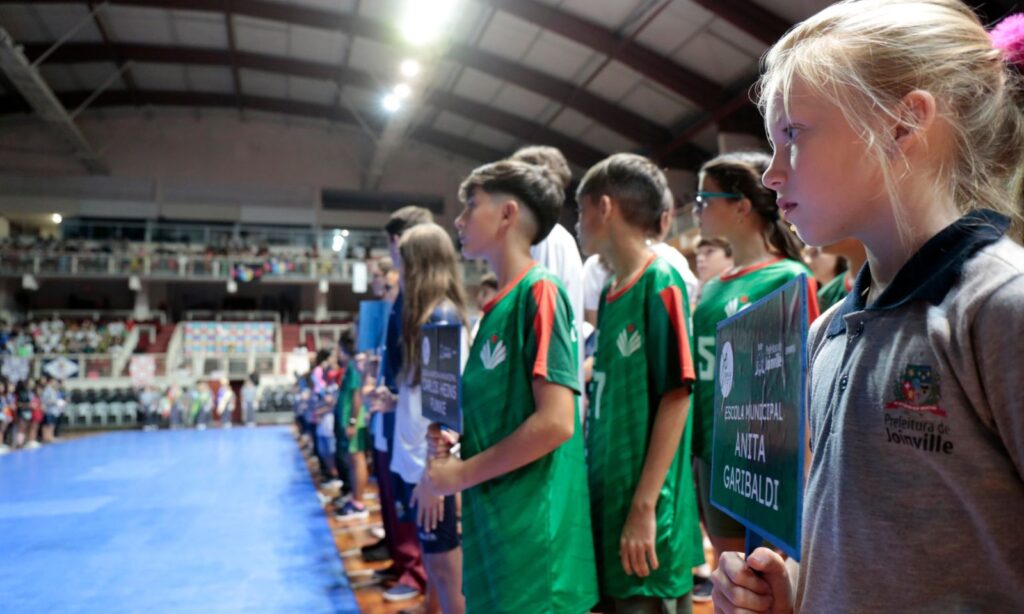 Secretaria de Esportes de Joinville dá início aos Jogos Estudantis de 2023