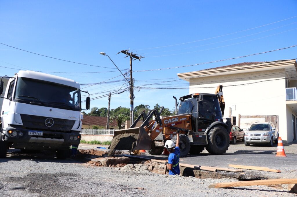 Obras de modernização da rede de água no Eixo Copacabana têm mais uma etapa concluída