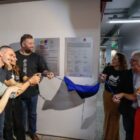 Autoridades descerram placa de obra de revitalização