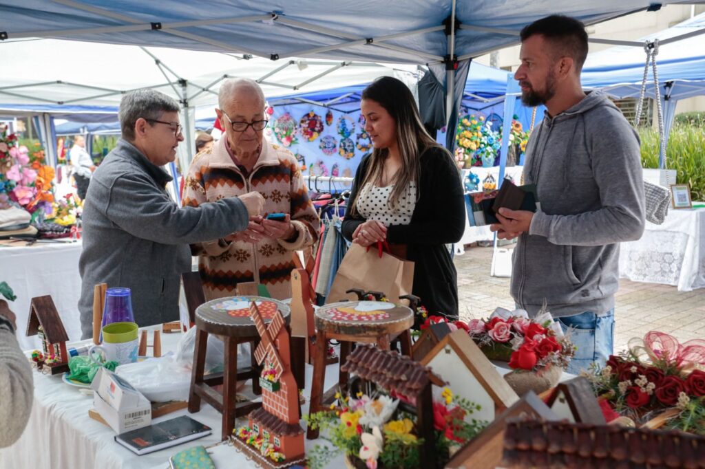 Feiras da economia solidária movimentam Joinville em julho