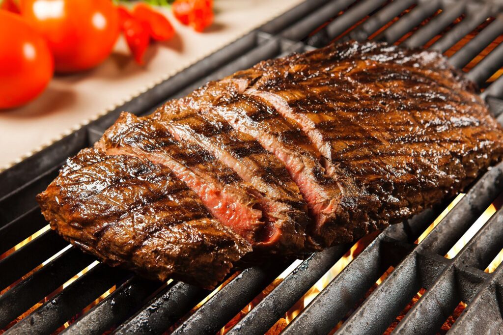 Procon de Joinville publica pesquisa de preços da cesta básica e de itens para churrasco de setembro