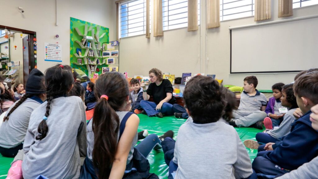 Biblioteca Pública Rolf Colin tem programação especial para o período de recesso escolar