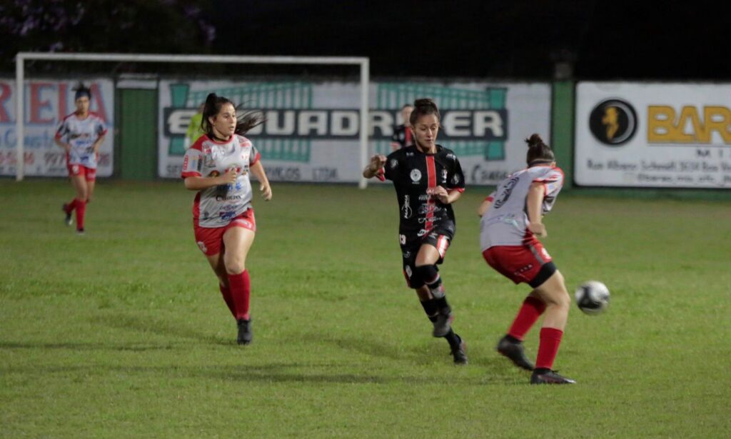 Inscrições para Copão Kurt Meinert Feminino de futebol abrem na segunda-feira