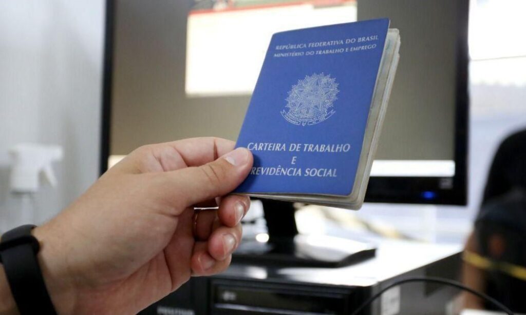 Cepat oferece mais de 1 mil vagas de emprego em Joinville