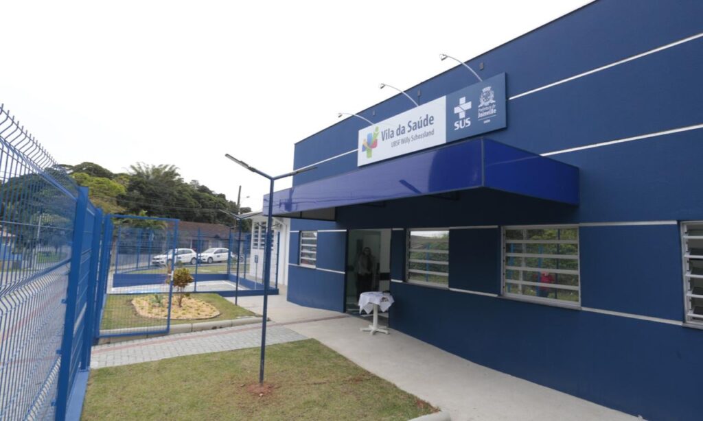 Prefeitura reabre a UBSF Willy Schossland reformada e ampliada