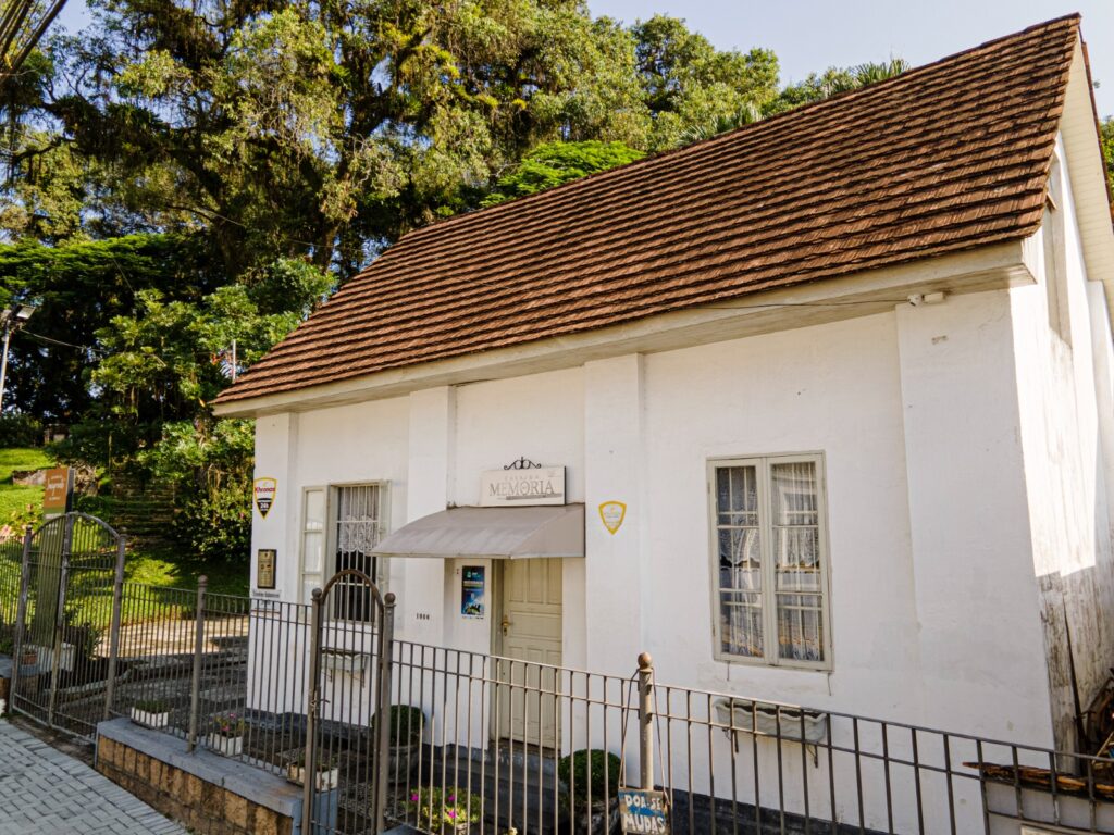 Fim de semana tem teatro, música e conferência sobre cultura em Joinville