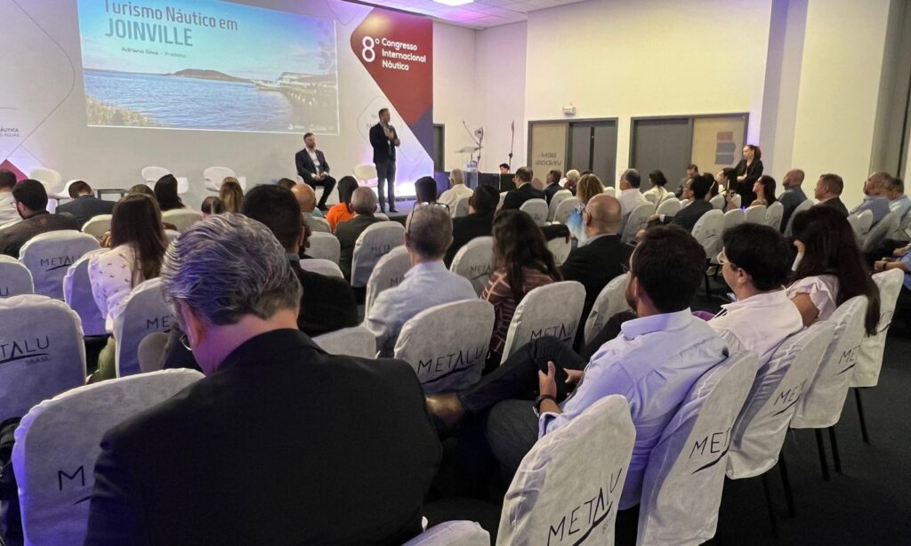 Potencial turístico náutico de Joinville é destaque em congresso internacional