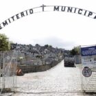 Entrada do cemitério municipal central de Joinville