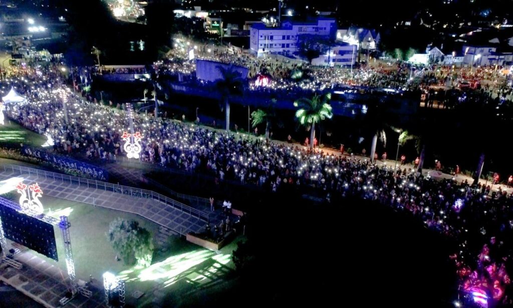 Abertura do Natal de Joinville 2023 emociona público de 38 mil pessoas