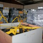 Materiais de informática em depósito