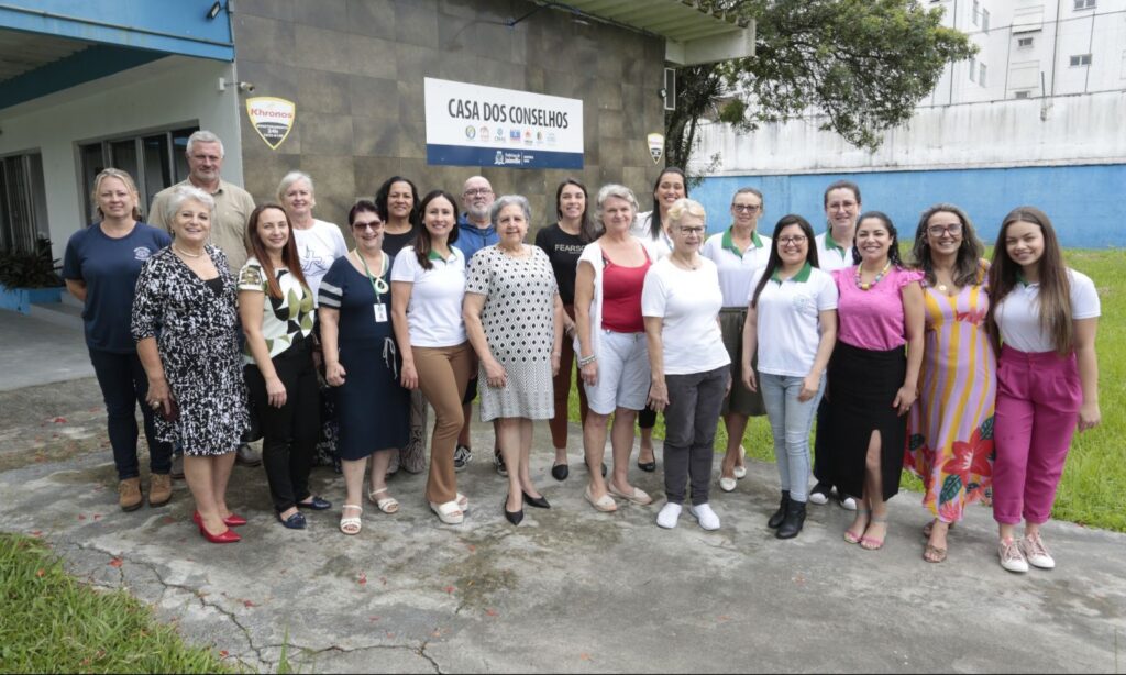 Conselho Municipal dos Direitos da Pessoa Idosa de Joinville empossa conselheiros para a gestão 2023/2025