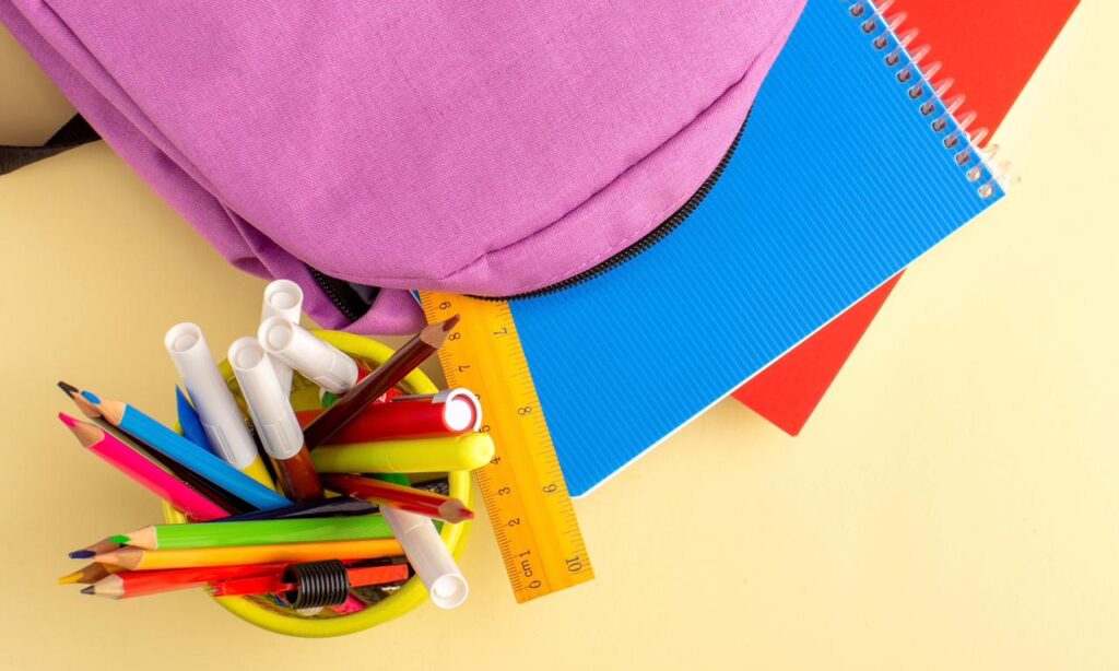 Secretaria de Educação divulga listas de materiais escolares para 2024