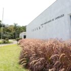Fachada do Museu Arqueológico de Sambaqui