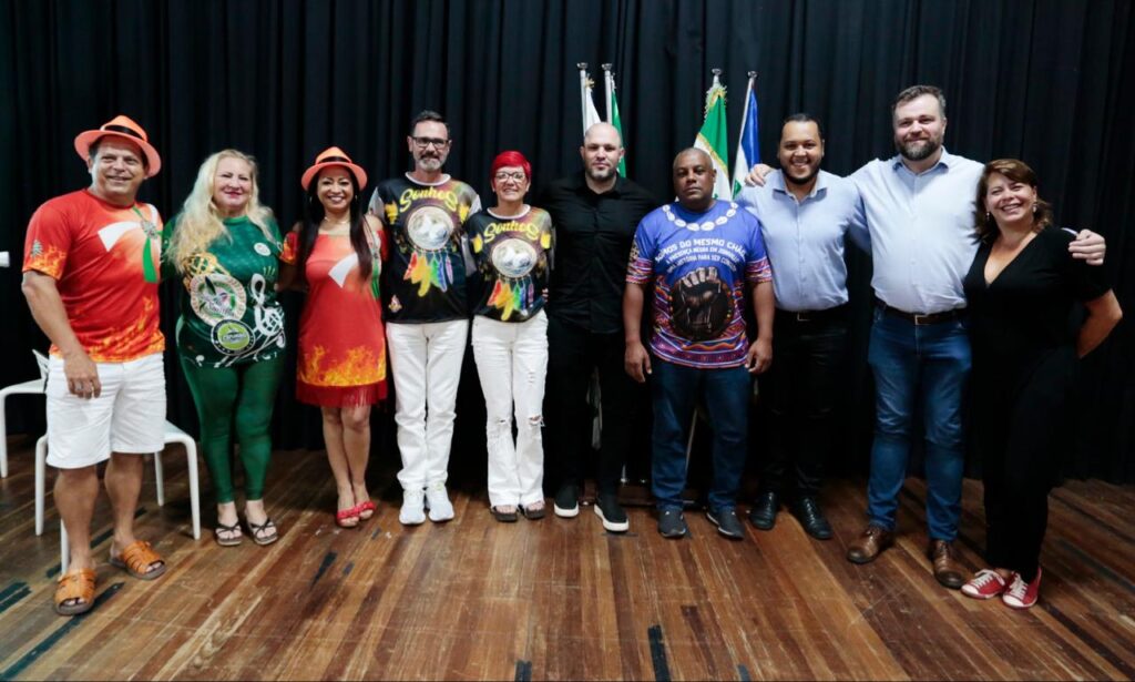 Prefeitura e Liga das Escolas de Samba lançam programação do Carnaval de Joinville