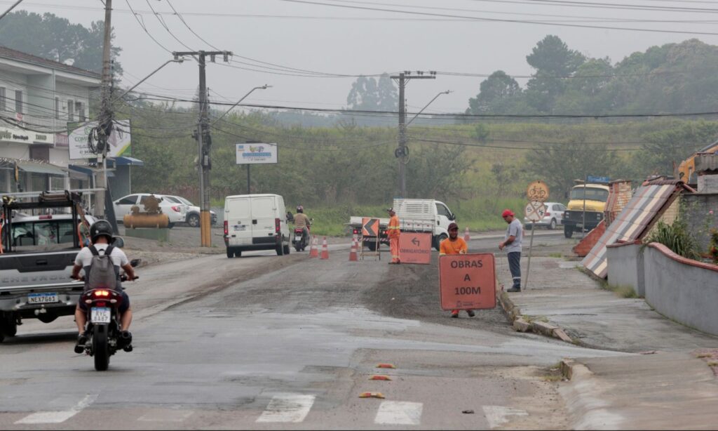 Prefeitura inicia segunda etapa da requalificação viária de trecho da rua Santa Catarina